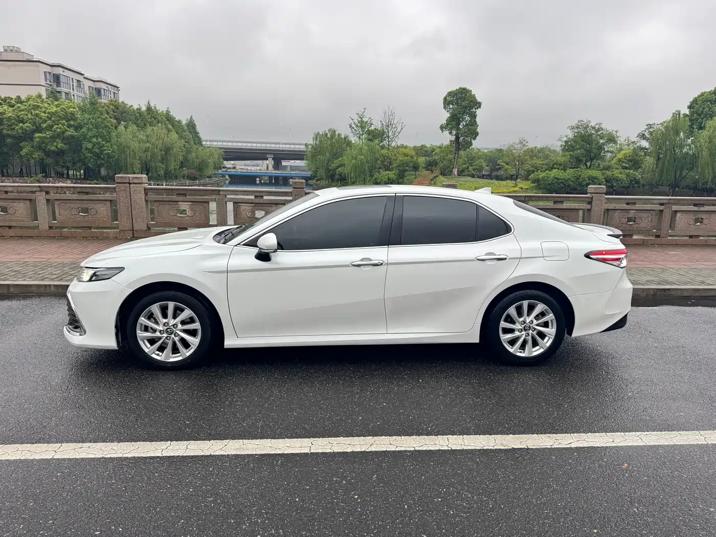 Toyota Camry 2022 2.0GVP Leading Edition фото 3
