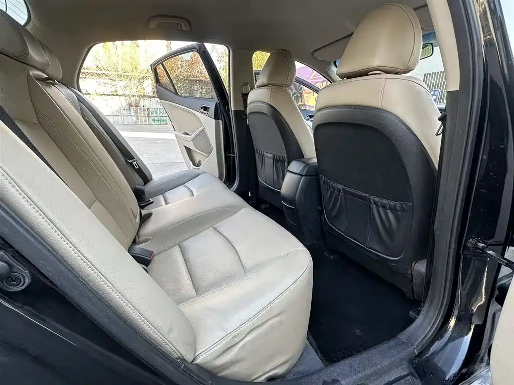 Kia K5 2014 2.0L Manual GL фото 23