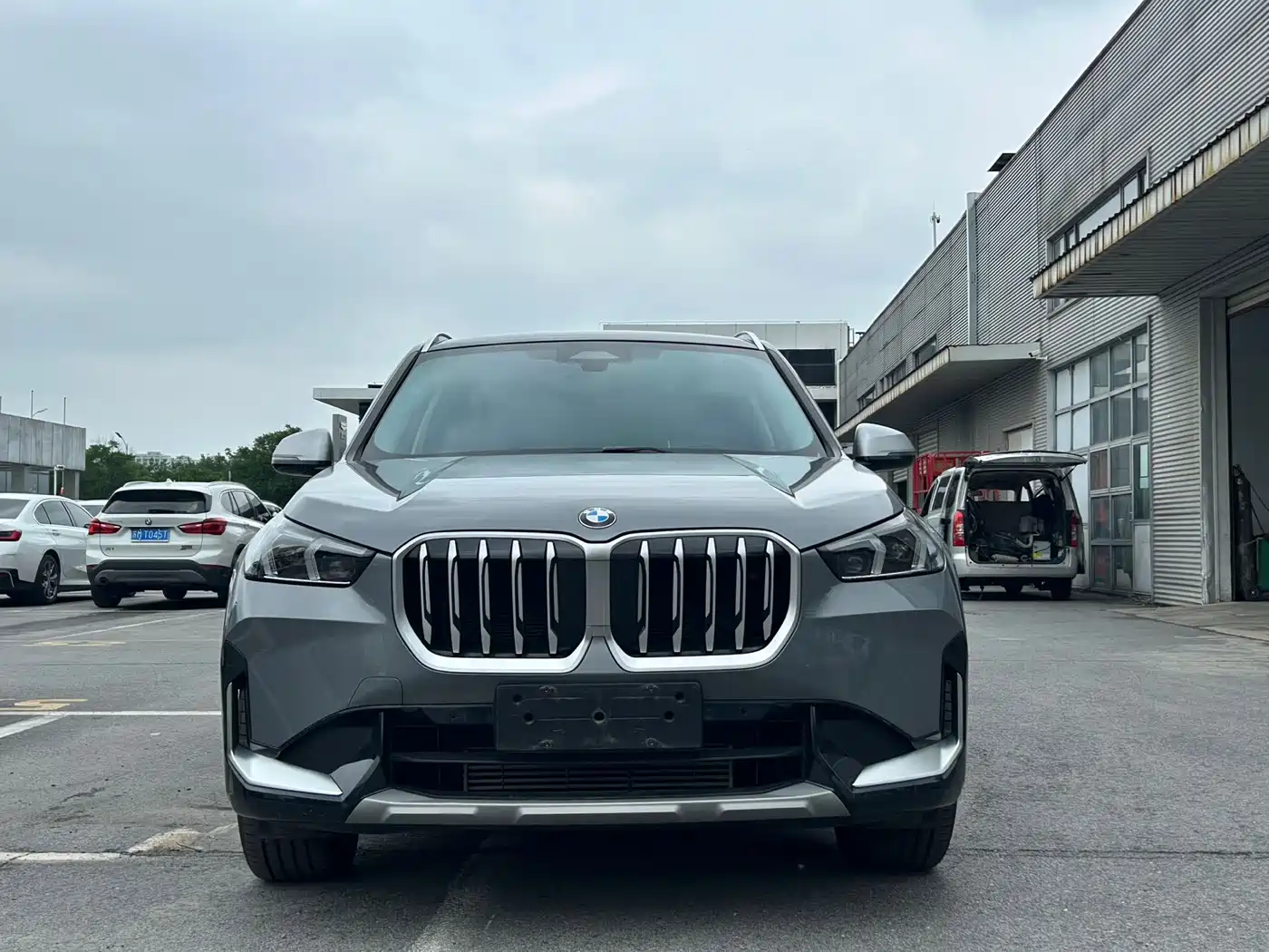 BMW X1 2023 sDrive20Li X Design Package фото 2