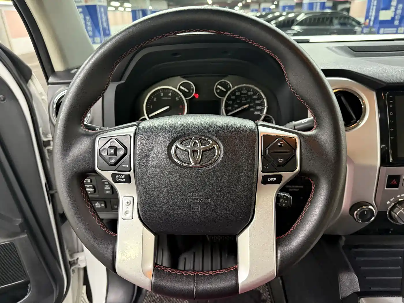 Toyota Tundra 2014 5.7L TRD Pro фото 24
