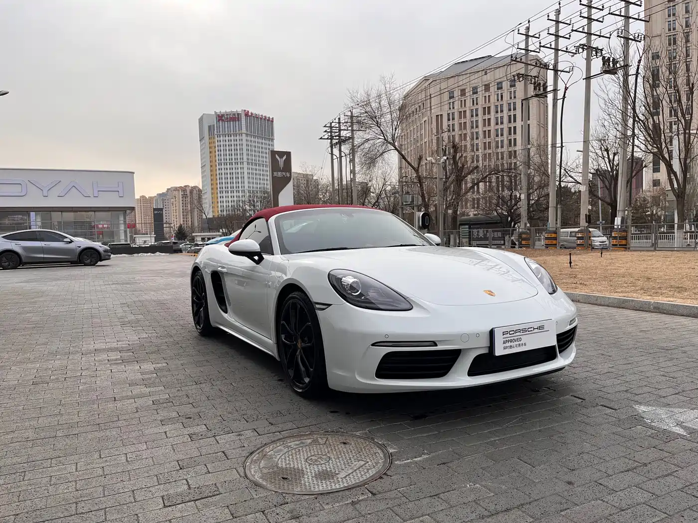 PORSCHE 718