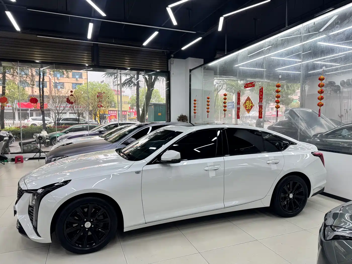 Cadillac CT5 2024 28T Luxury Model фото 11