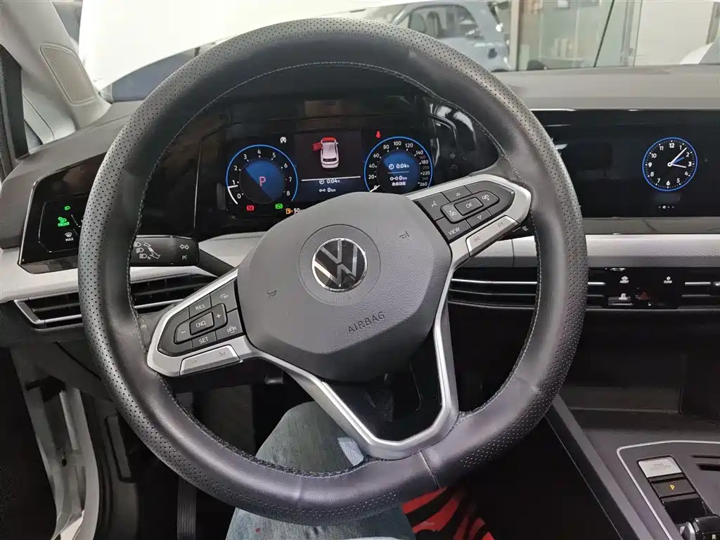 Volkswagen Golf 2021 280TSI DSG Pro фото 11
