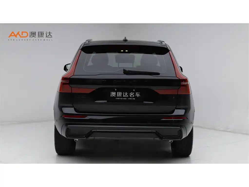 Volvo XC60 Plug-in Hybrid 2026 Plug-in Hybrid Long Range AWD Zhiyuan Polar Night Black Edition фото 4
