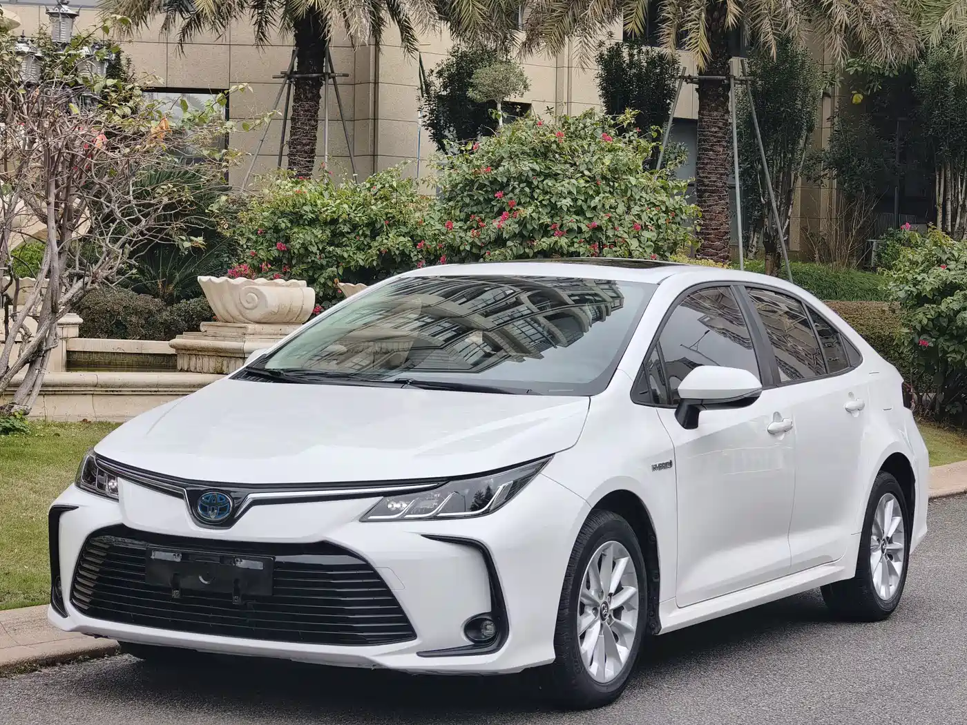 Toyota Corolla 2022 Hybrid 1.8L E-CVT Pioneer Edition
