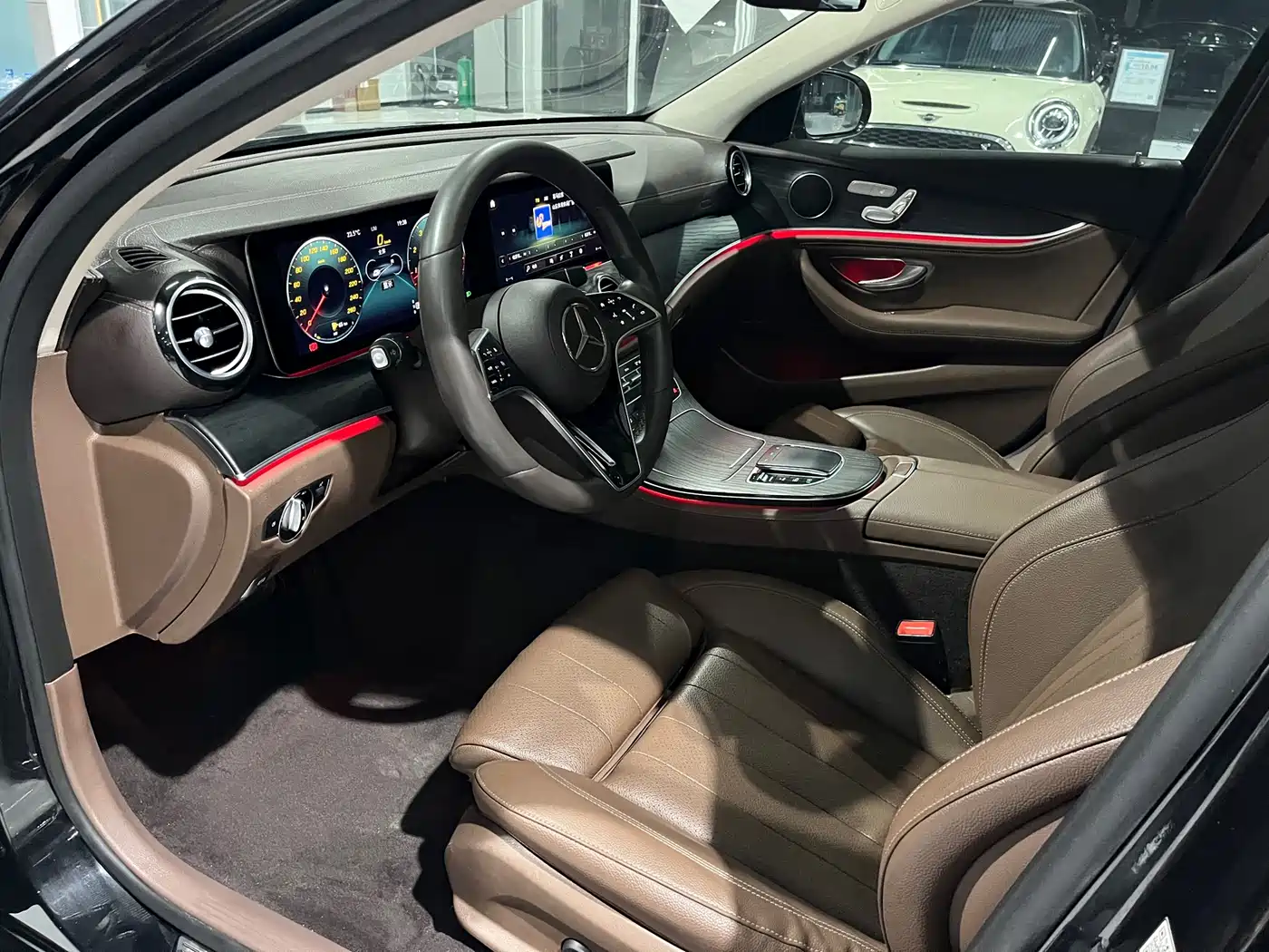 Mercedes-Benz E-Class 2022 Second Facelift E 300 L Fashion фото 6