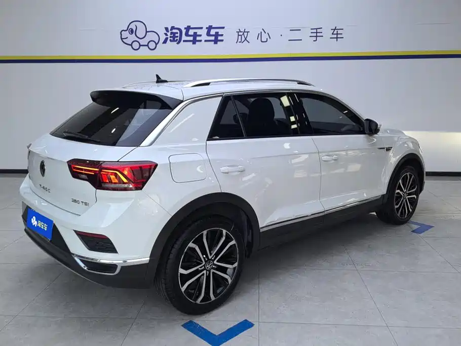 Volkswagen T-Roc, миниатюра 3