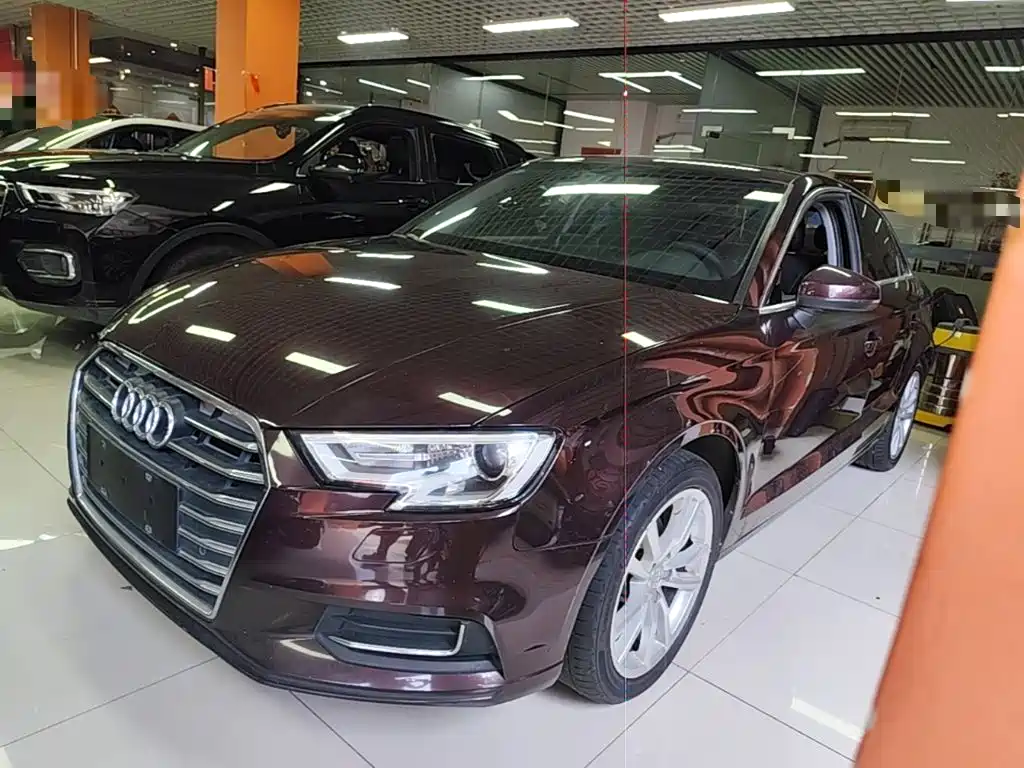 Фото 2 - Audi A3