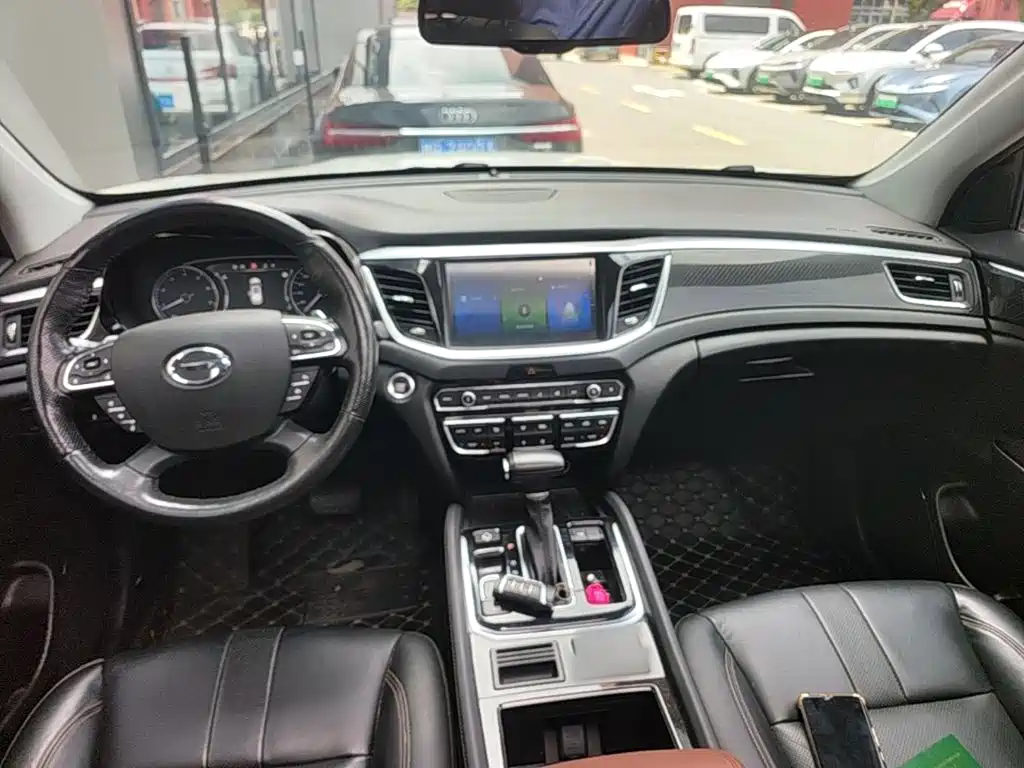 GAC Trumpchi Trumpchi GS7 2017 2017 320T 2WD Luxury Smart Connect