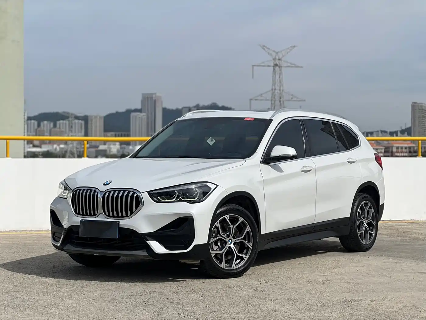 BMW X1 2022 sDrive25Li Leading