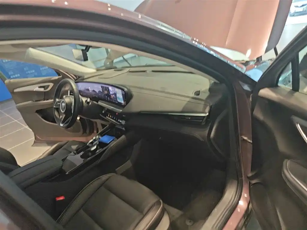 Buick Envision Plus 2024 Envision Plus 28T 4WD Premium Edition фото 11
