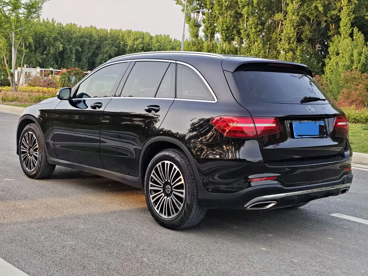 Mercedes-Benz GLC 2018 GLC 260 4MATIC Dynamic фото 4