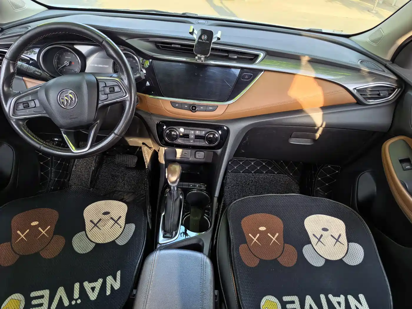 Buick Encore GX 2020 20T CVT 2WD Luxury Model фото 3