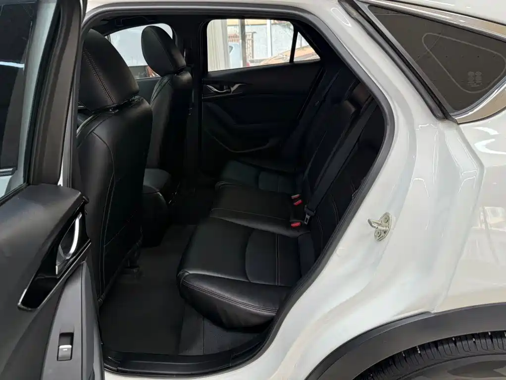 Mazda CX-4 2023 2021 2.0L Auto FWD Skyactiv Explorer Edition