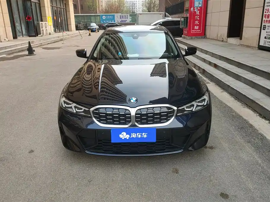 BMW 3 SERIES