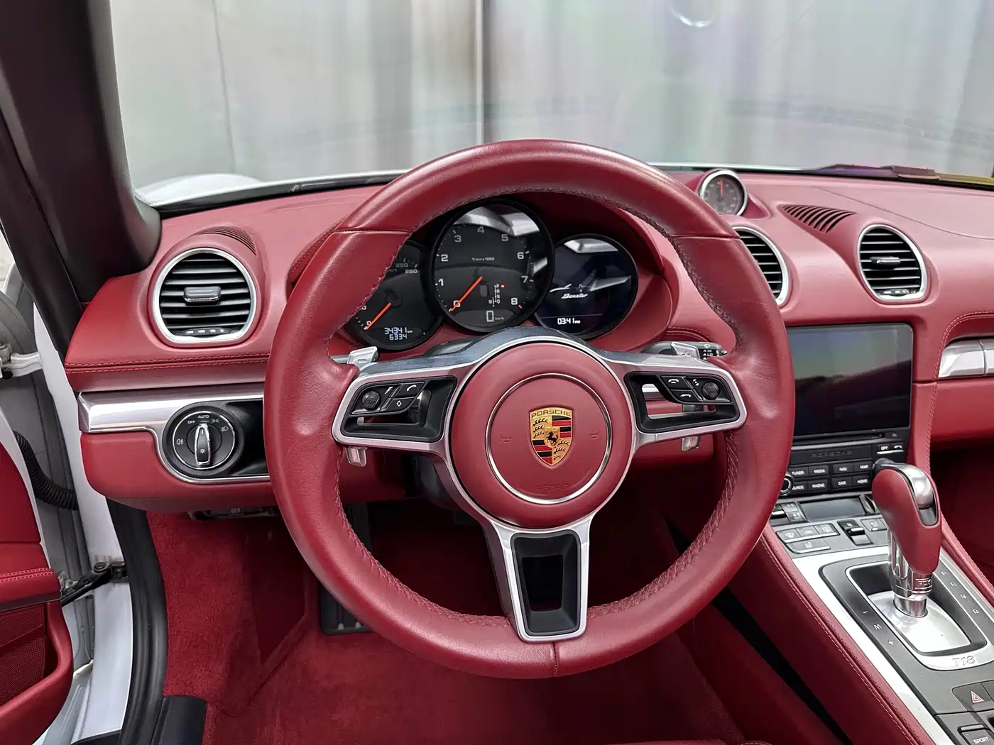 Porsche 718 2022 Boxster 2.0T фото 4