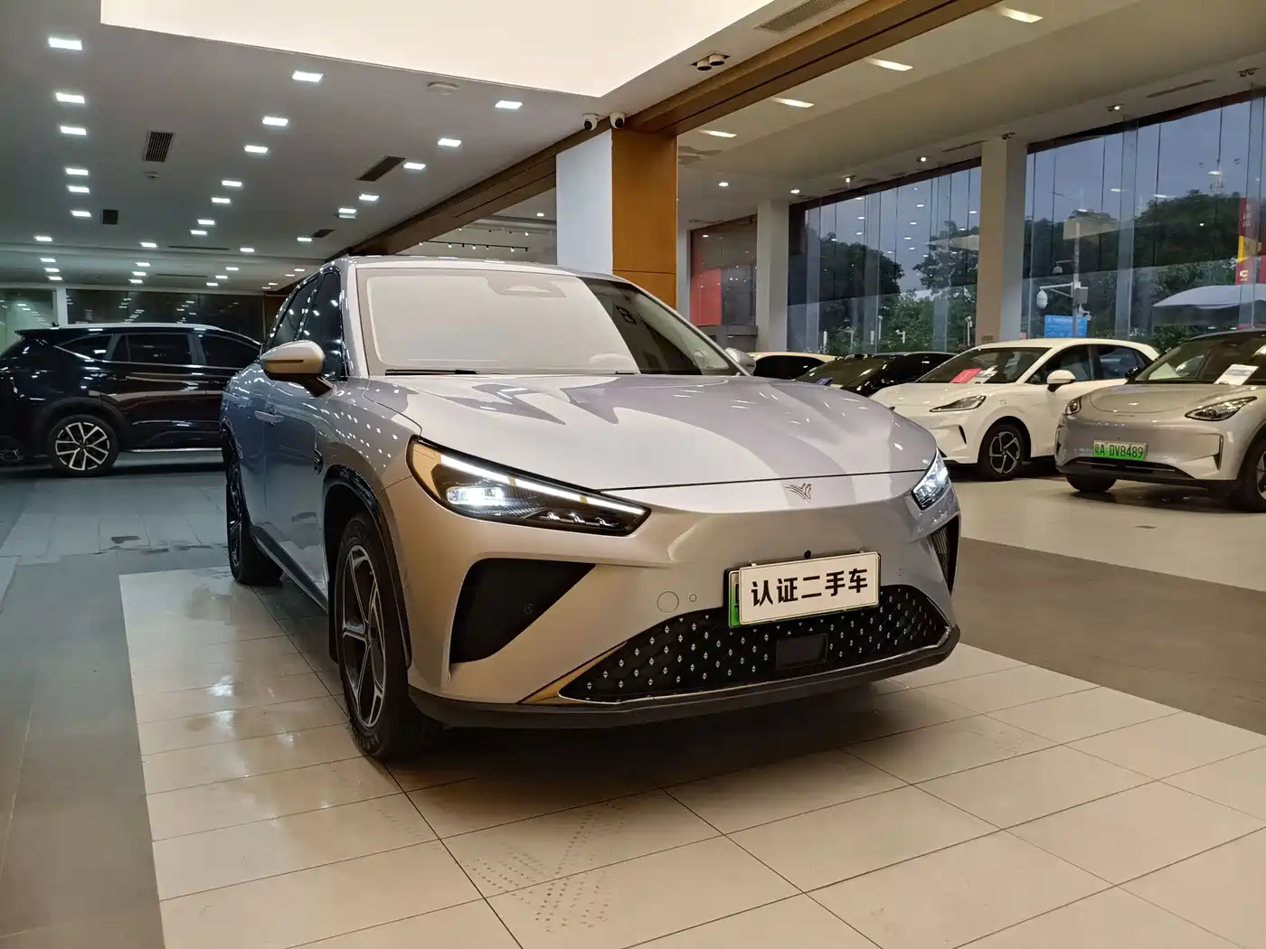 Nezha Auto Nezha L 2024 2024 Extended Range 310 Flash Charge Red Edition