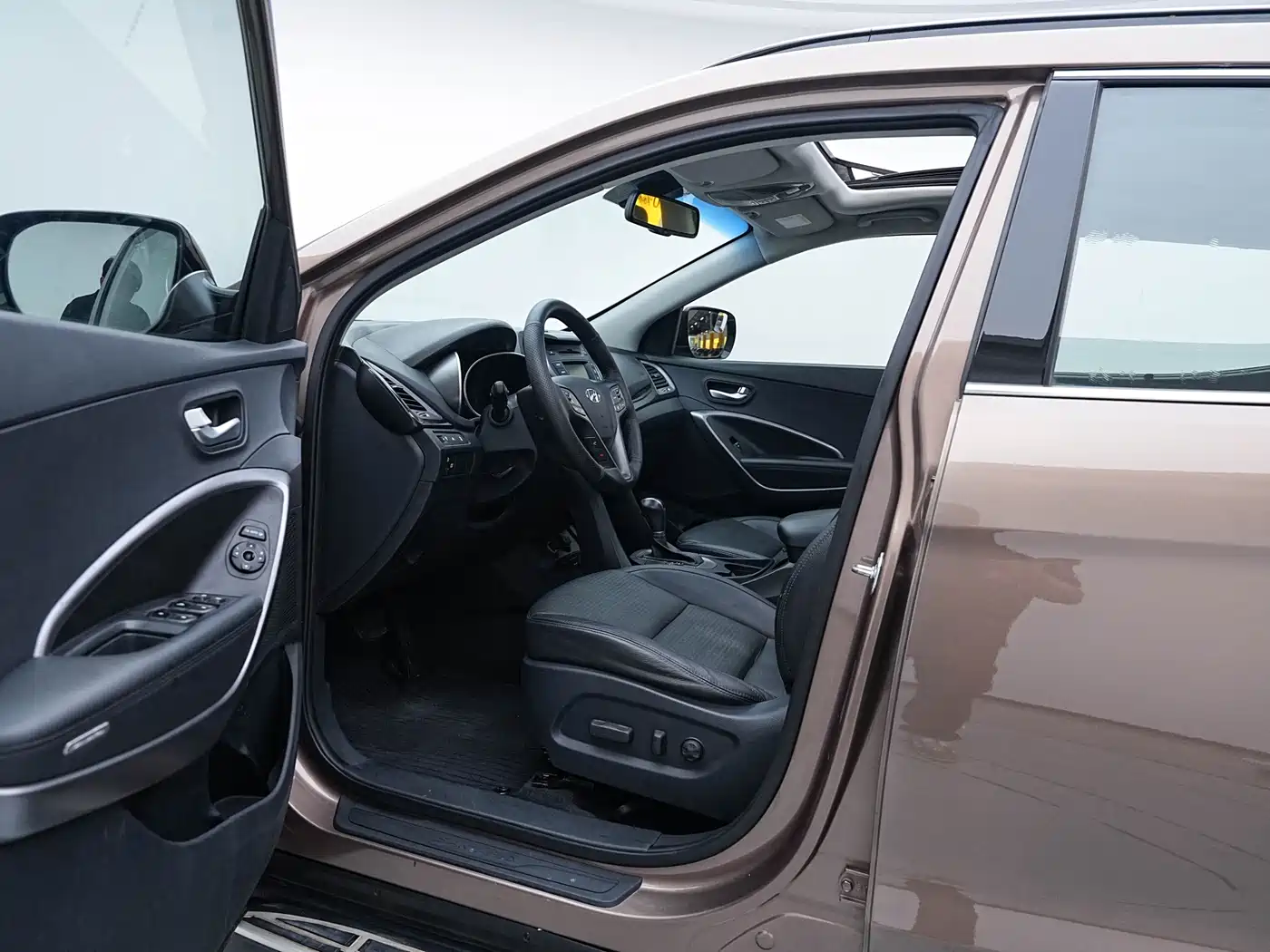 Hyundai Santa Fe 2013 Model 2.4L Automatic 2WD Smart фото 23