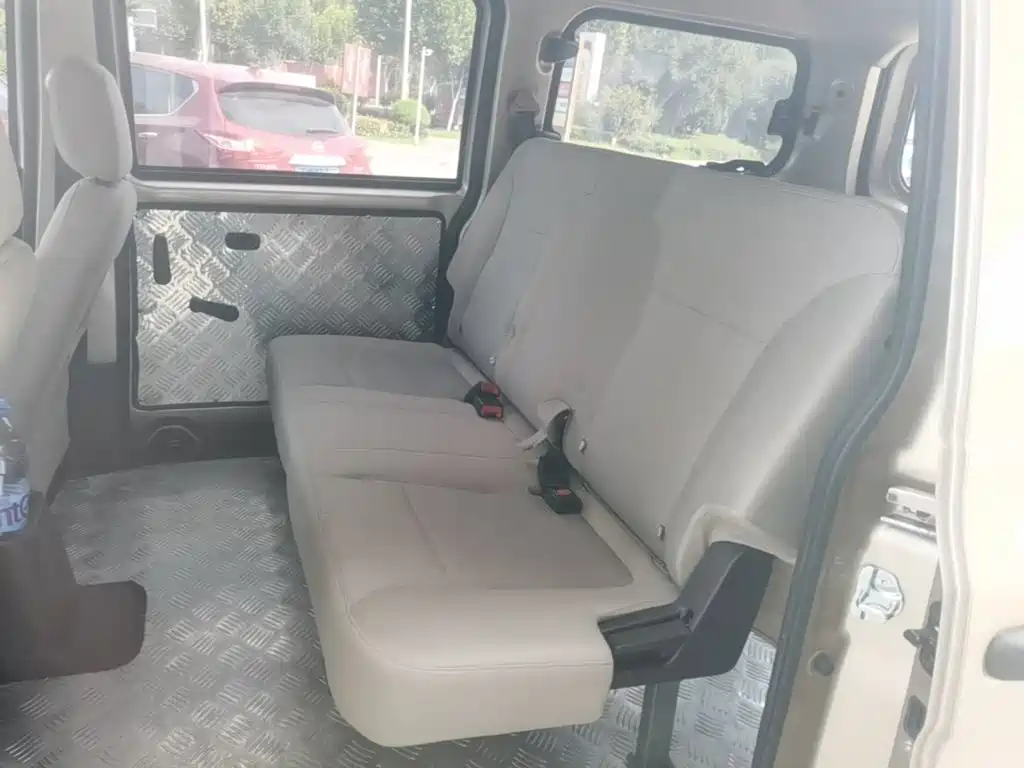 Wuling Motors Wuling Hongguang V 2024 2022 1.5L Power Take Edition Electric Power Steering LAR