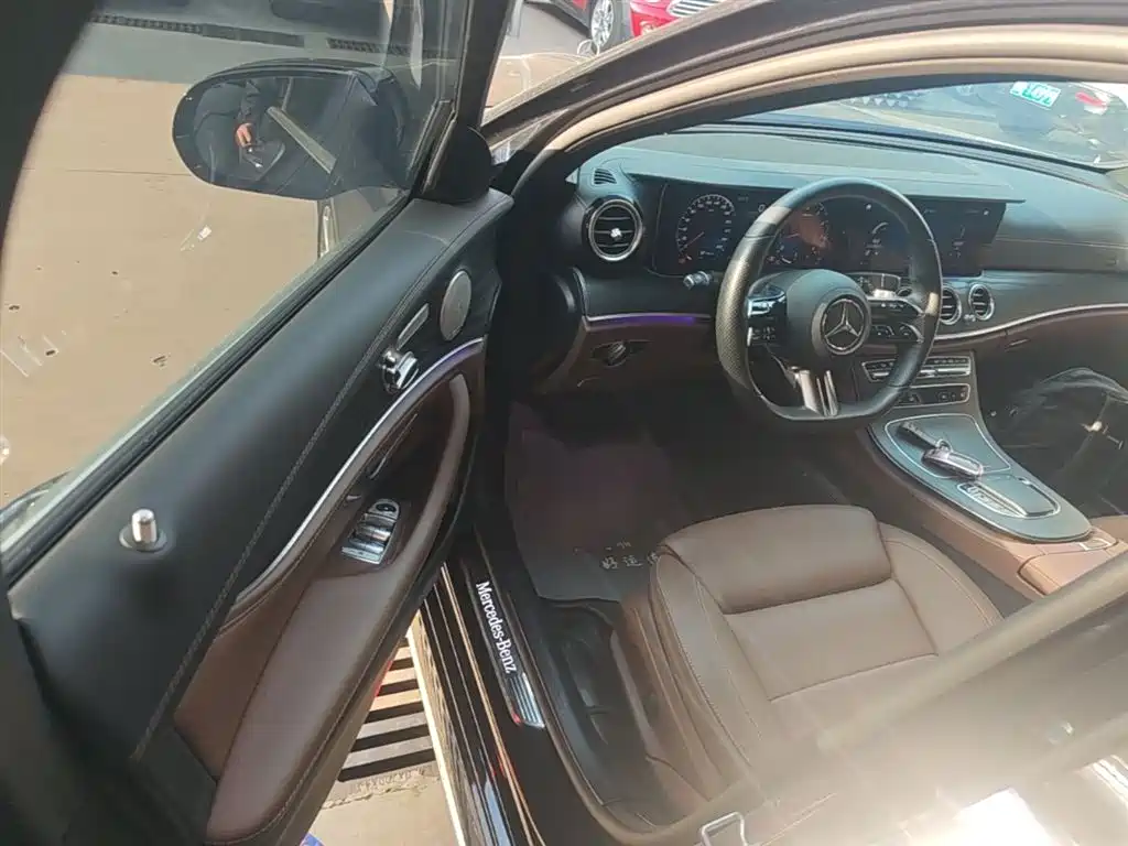Mercedes-Benz E-Class 2022 Second Facelift E 300 L Sport Luxury фото 16