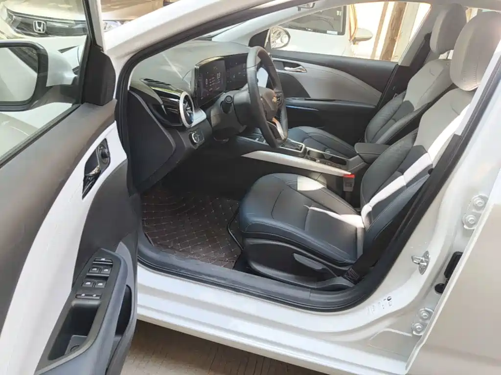 Chevrolet Monza 2025 2024 1.5L Dual-Clutch Delight Edition