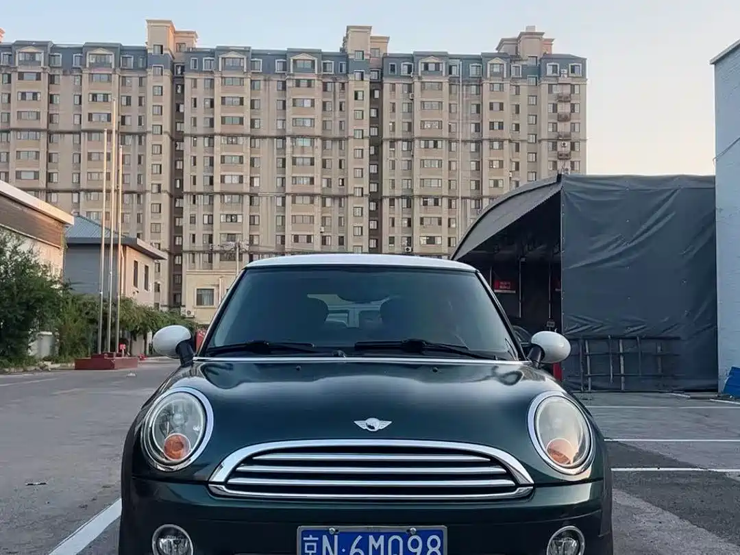MINI MINI 2011 2012 1.6L ONE Baker Street
