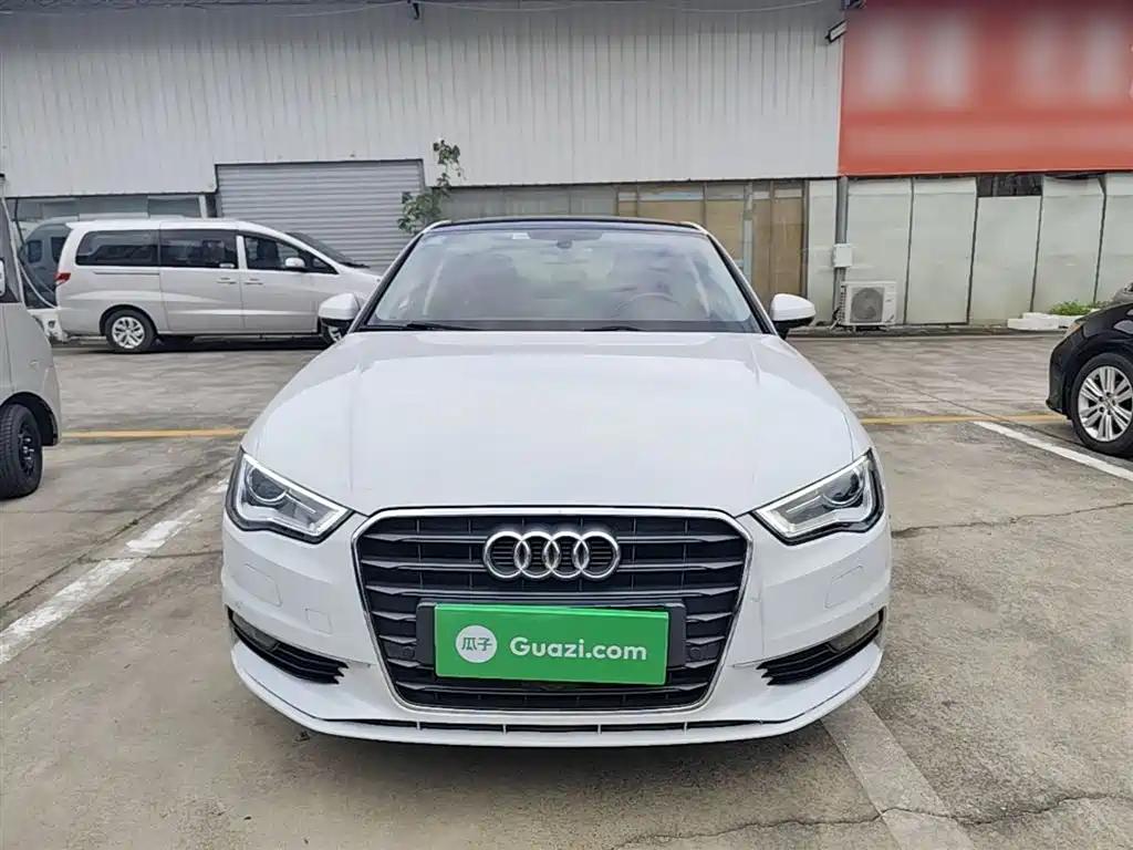 Audi A3 2016 Limousine 35 TFSI Style фото 3