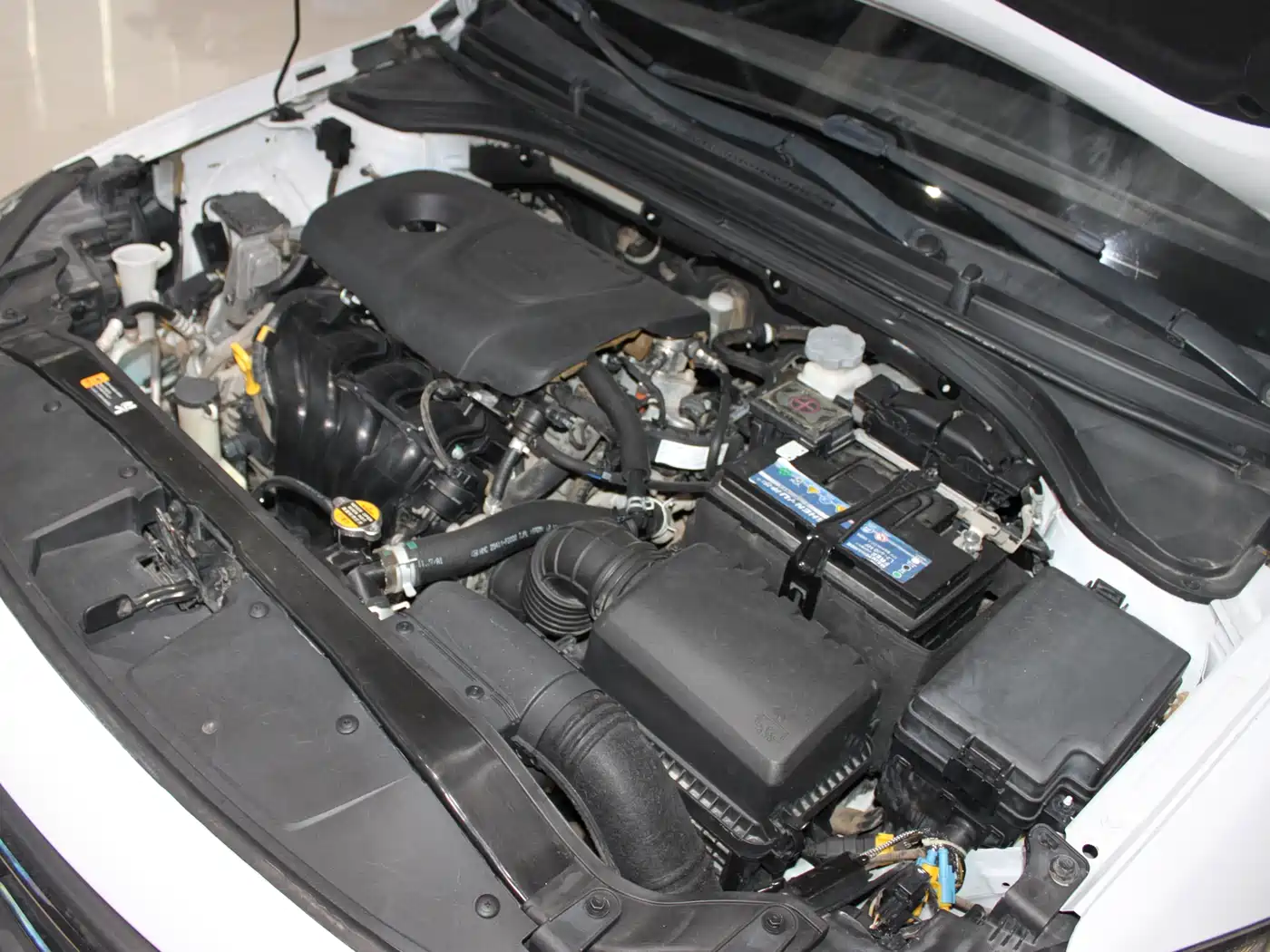 Hyundai Elantra 2016 Model 1.6L Automatic Smart Elite фото 17