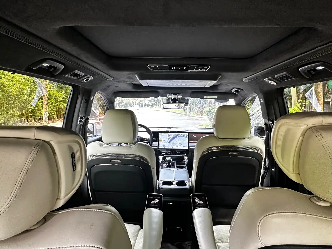 GAC Trumpchi Trumpchi M8 2023 Model Master Series Hybrid Royal Edition фото 10