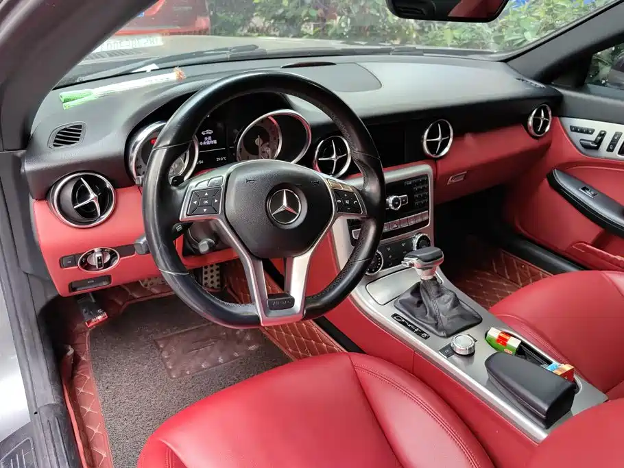 Mercedes-Benz SLK-Class 2012 2011 SLK 200 Fashion