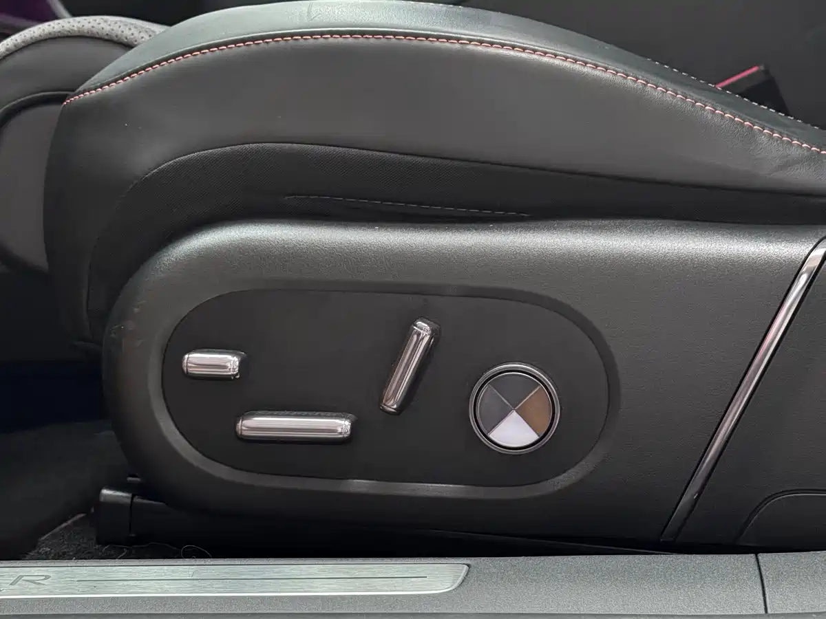 ZEEKR EXTREME KRYPTON 007