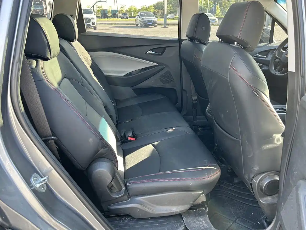 Chevrolet Volando 2020 Mild Hybrid Redline 530T Automatic Premium Edition (5+2 seater) фото 9