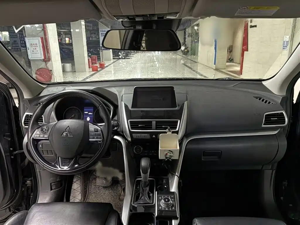 Mitsubishi Eclipse Cross 2018 1.5T CVT 2WD Faith Edition фото 15
