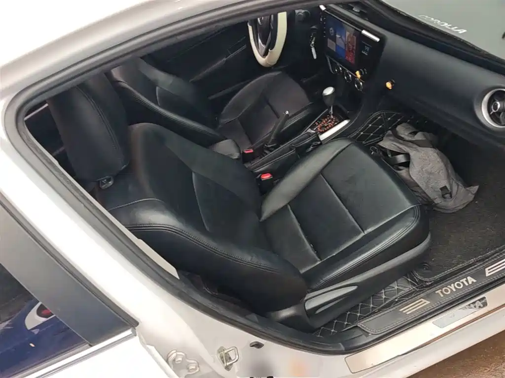 Toyota Corolla 2017 Facelift 1.2T S-CVT GL фото 25