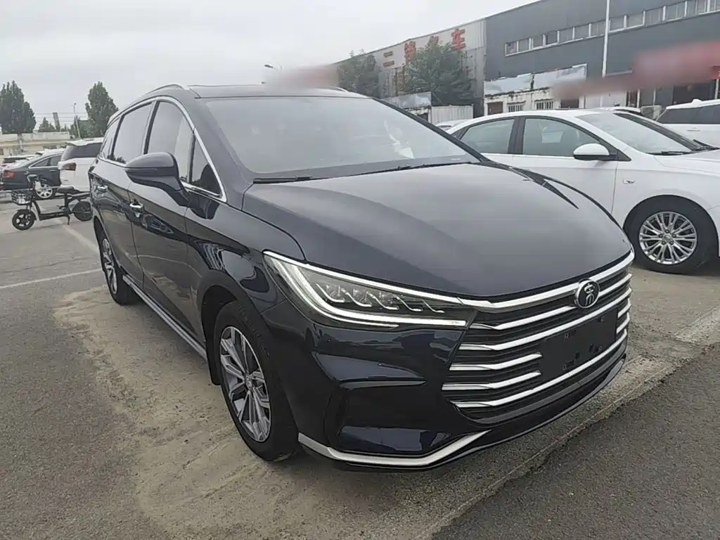 2022 BYD Song MAX