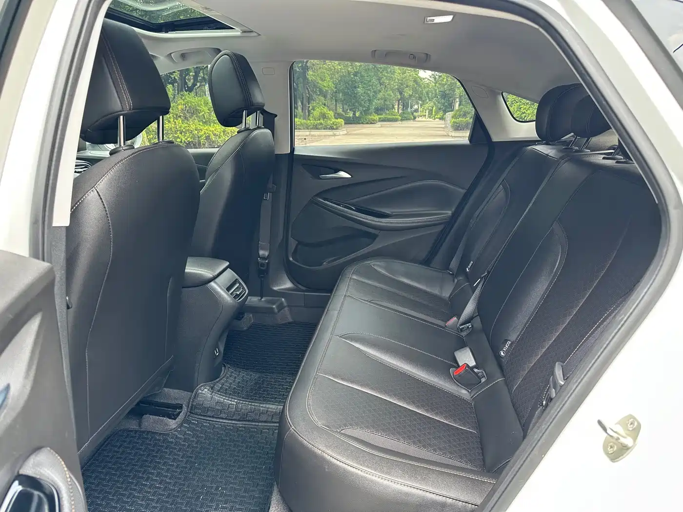 Buick Verano 2024 2023 Pro Joy Edition
