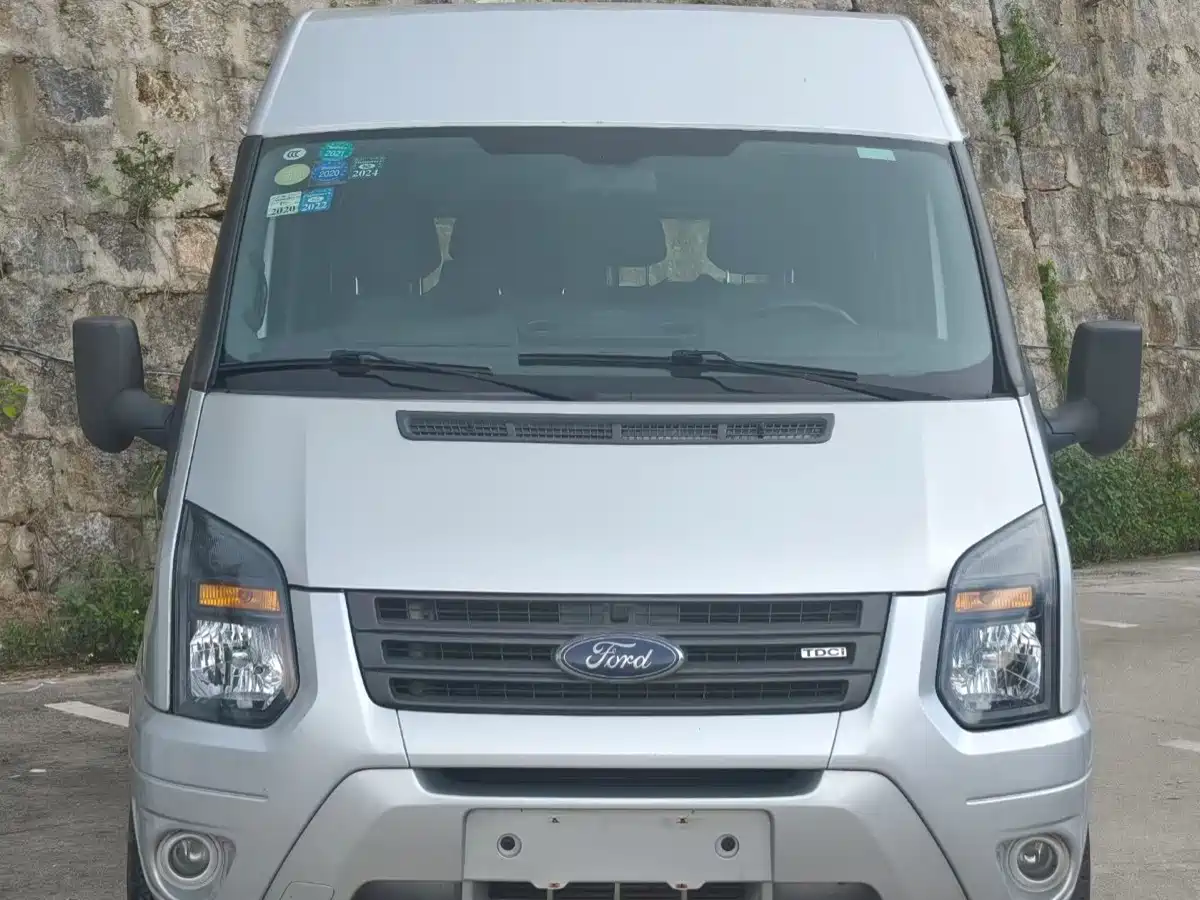 Ford New Generation Transit 2018 2016 Model 2.2T Short Wheelbase 6-Seater Mid-Roof Multi-Purpose Vehicle