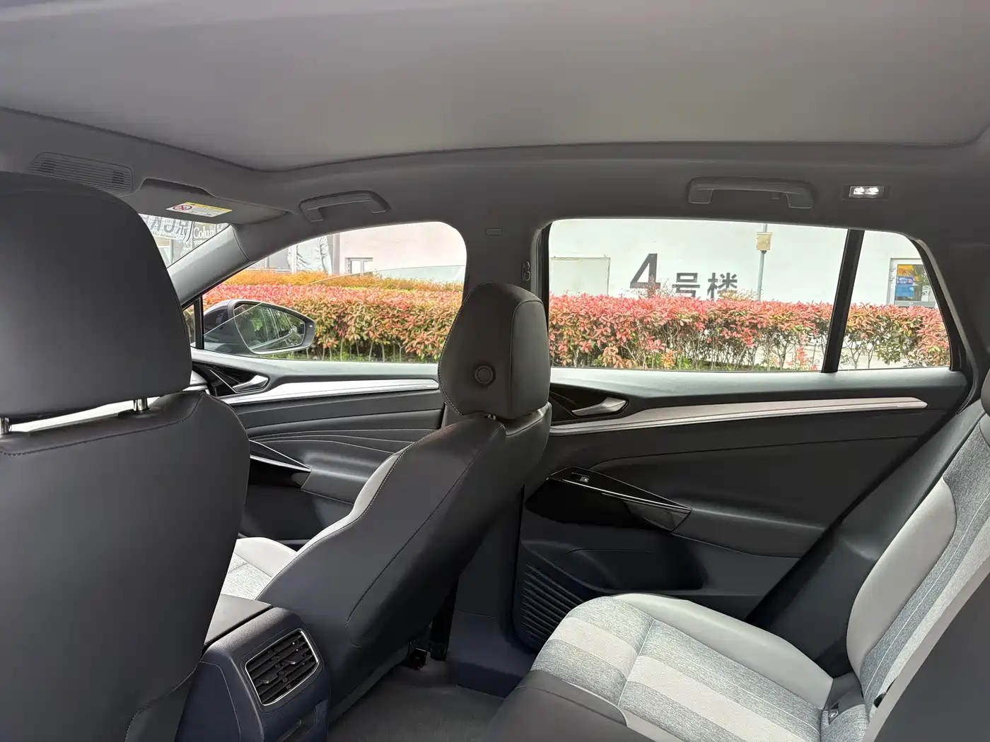 VOLKSWAGEN ID.4 CROZZ