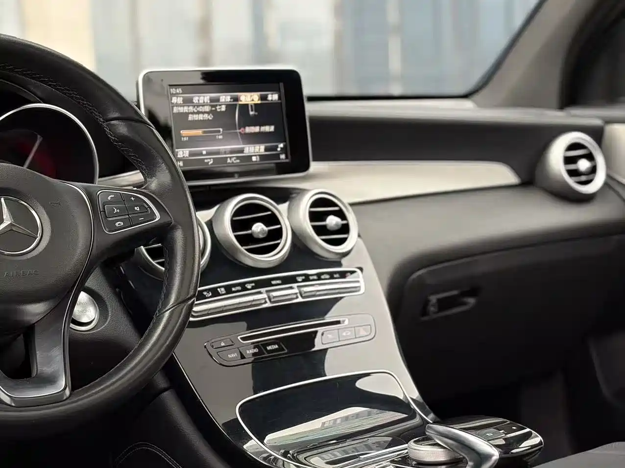 Mercedes-Benz GLC 2019 GLC 200 4MATIC фото 15