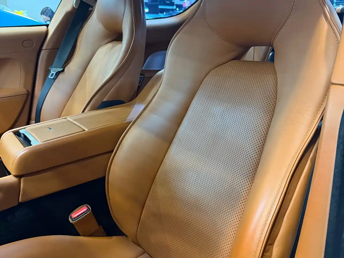 Aston Martin Rapide 2015 2013 6.0L S
