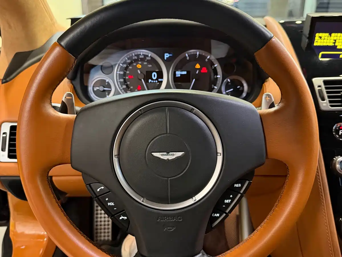 Aston Martin Rapide 2015 2013 6.0L S
