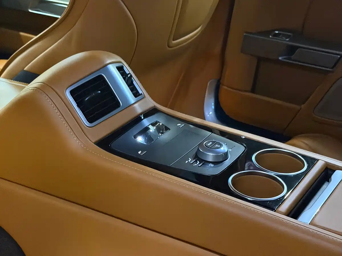 Aston Martin Rapide 2015 2013 6.0L S