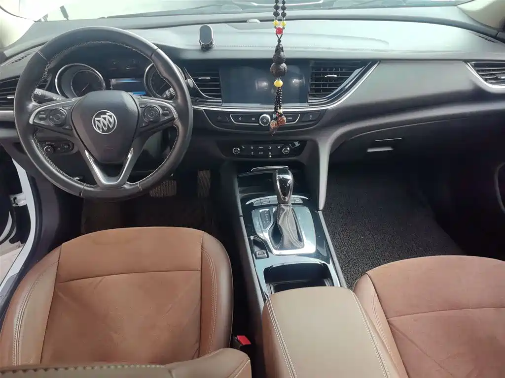 Buick Regal 2017 20T Elite Type фото 10