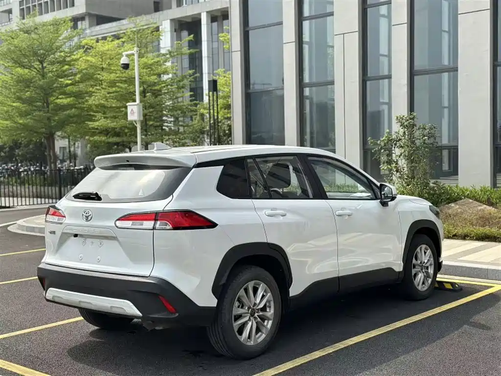 Toyota Corolla Cross 2023 2.0L Pioneer Edition фото 24