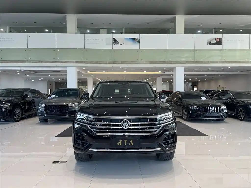 Volkswagen Touareg 2020 3.0TSI Enjoyment Edition China VI фото 2