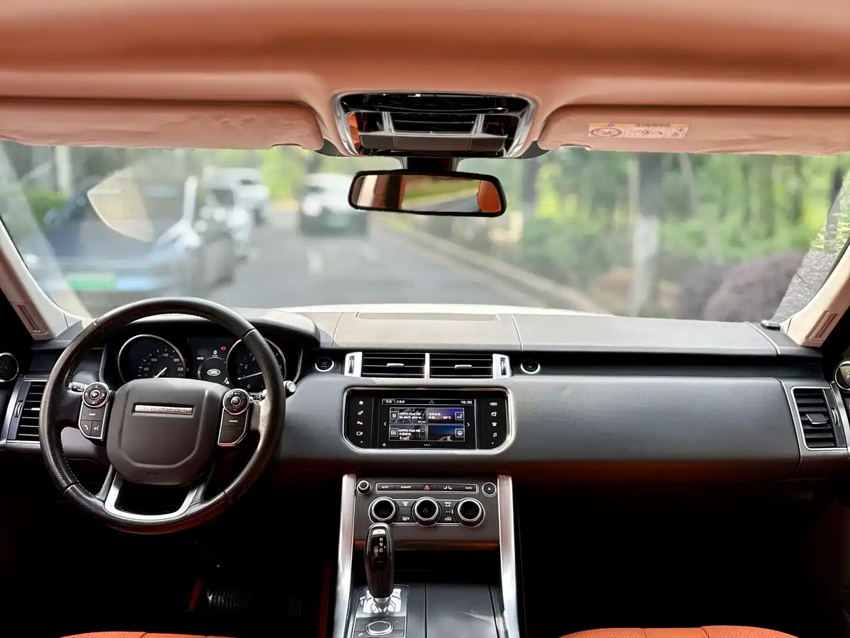 Land Rover Range Rover Sport 2016 Model 3.0 SDV6 HSE DYNAMIC фото 19