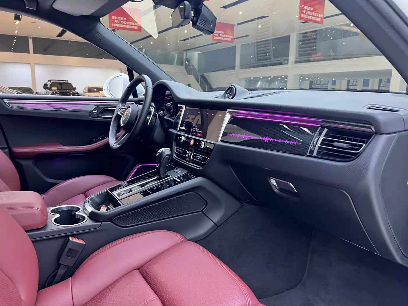Porsche Macan, миниатюра 16