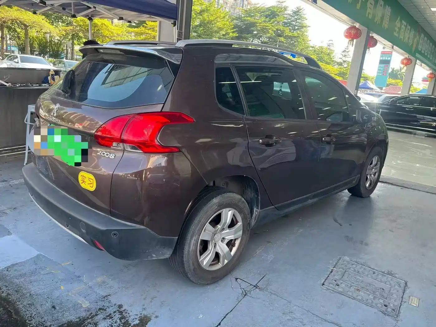 Фото 10 - Peugeot 2008