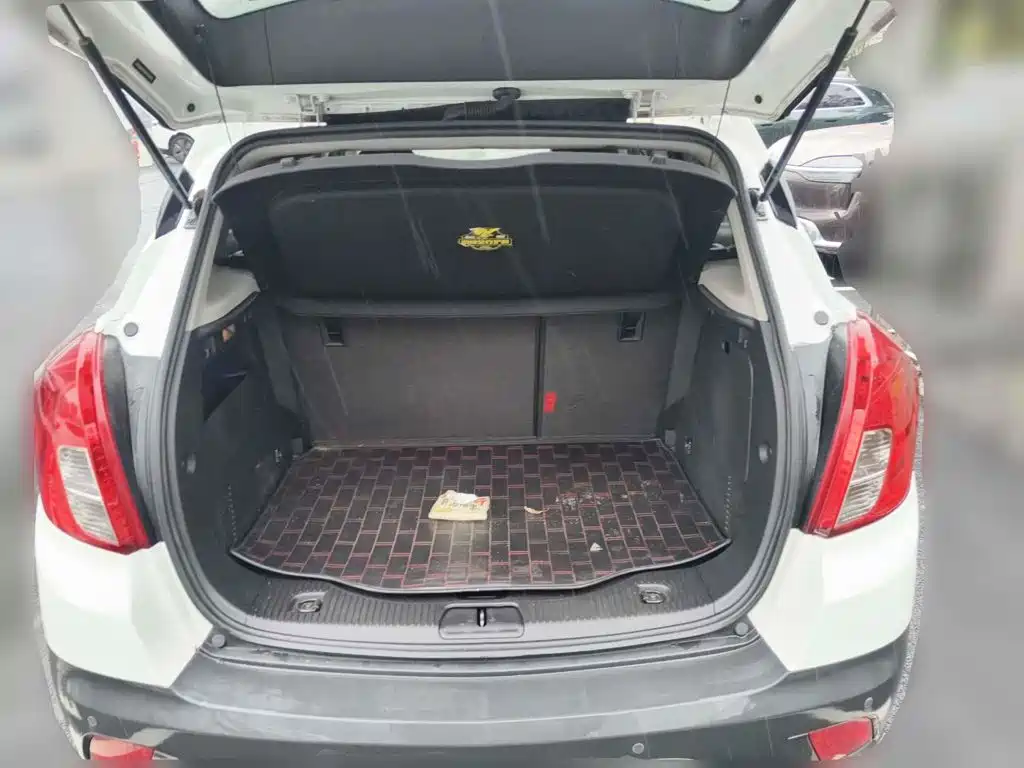 Photo 5 - Buick Encore