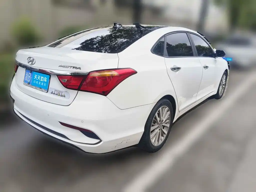 Фото 5 - Hyundai Mistra